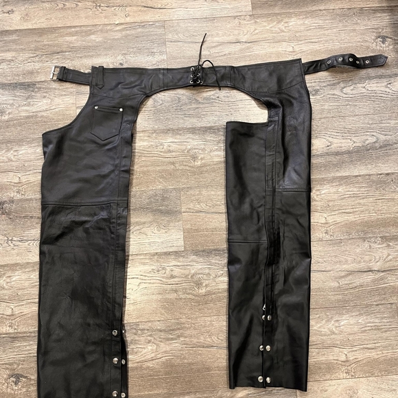 Motorcycle chaps - Picture 2 of 5